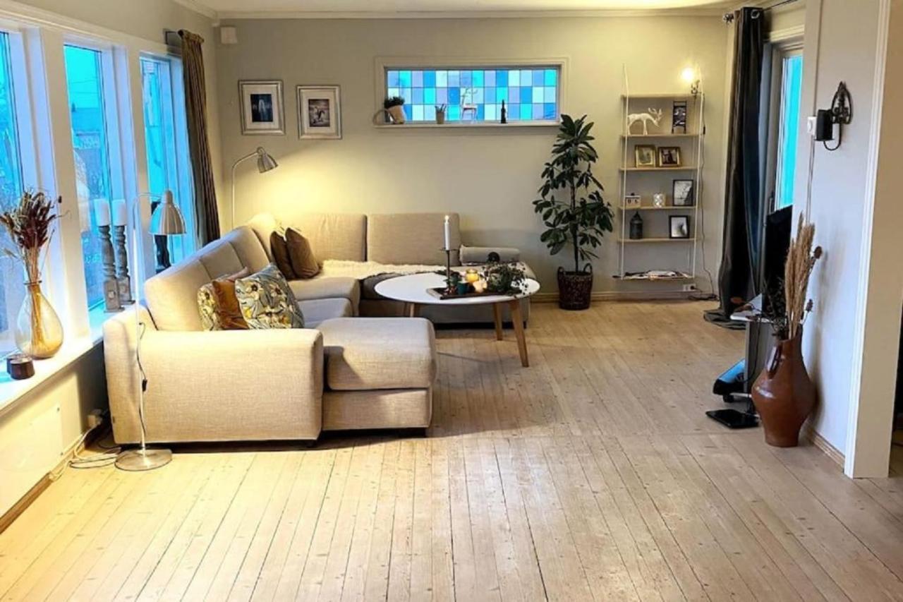 Bynaer Villa V/Ntnu.Garasje Internett, Badstue,Hage Gjøvik Extérieur photo